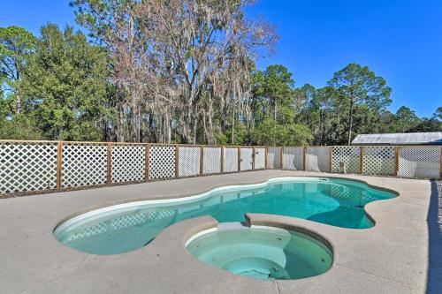 Central Florida Escape on 5 Acres with Grill and Pool! - image 5