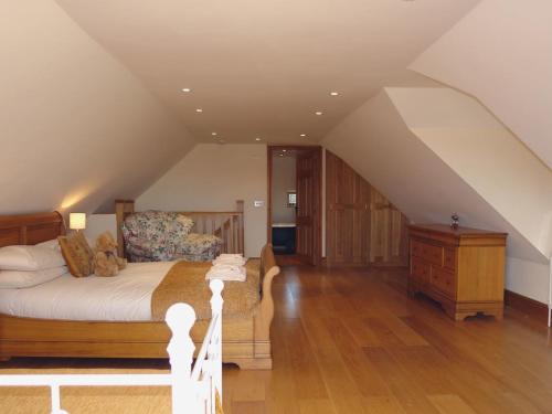 Hiscox Cottage Southleigh - main image