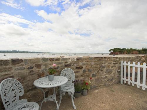 1 The Quay in Limpstona