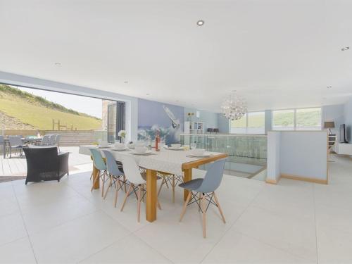 5 Beachdown in Bigbury