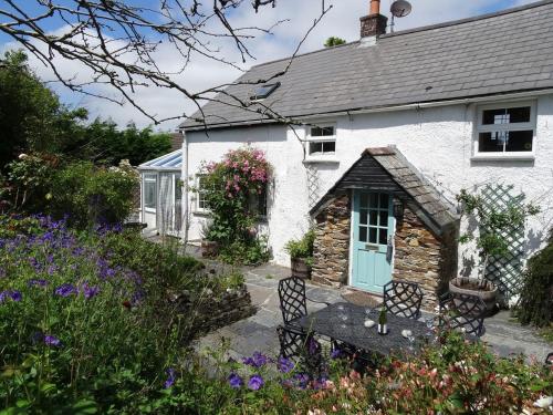 Mays Cottage St Issey, , Cornwall