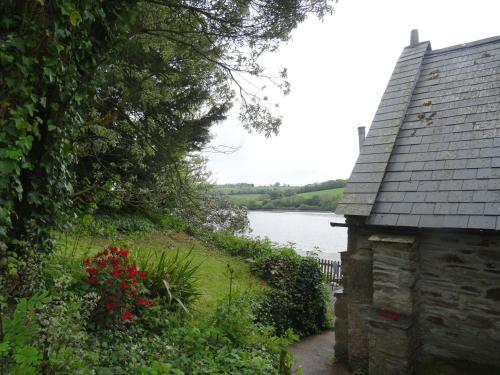 The Boat House Lerryn - image 6