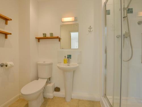 Upper Deck - image 12