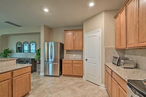 Texas Home with Patio and Grill about 16 Mi to Austin in Glenbrook