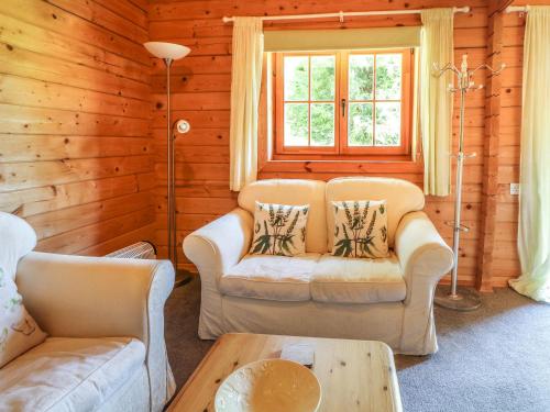 Pond Cabin in Stithians