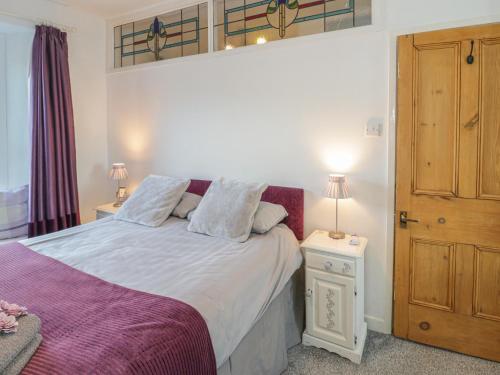 Castle Apartment Conwy - image 3