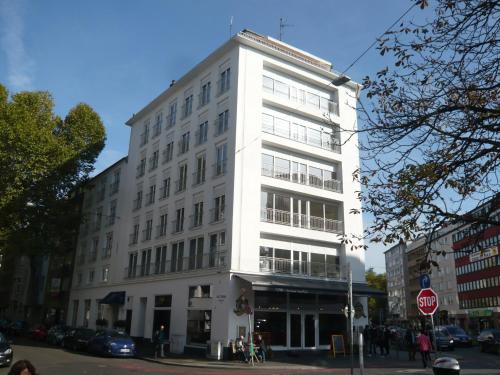 Victoria City and Kö Apartments, Düsseldorf (photo 3)