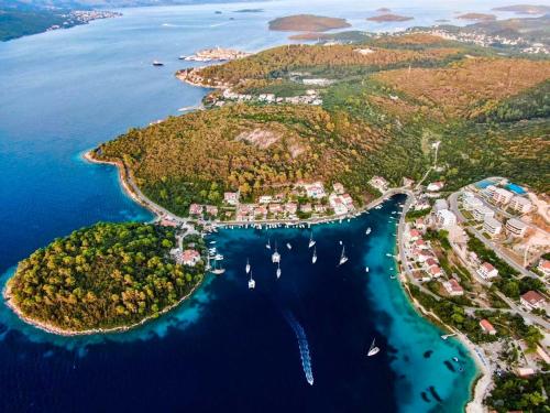 Korcula Hill - image 9