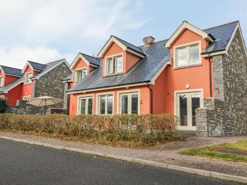 Ring of Kerry Golf Club Cottage