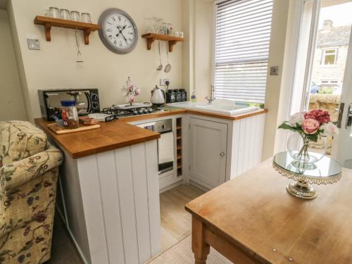 Daisy's Holiday Cottage Skipton - image 11