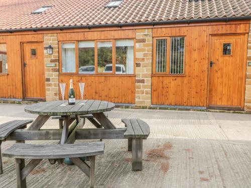 Little Byre Cottage Sutton - image 2