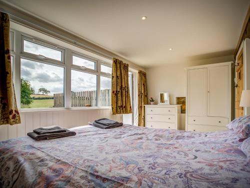 Top Barn CHIPPING NORTON - image 5