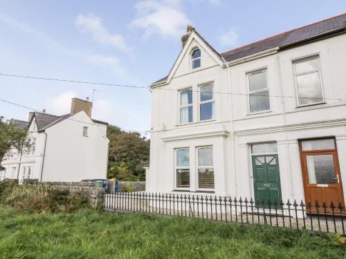Gwynant Pwllheli - main image