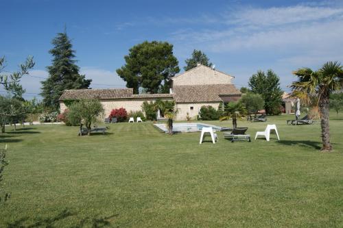 B&B dans Mas en pierres 2