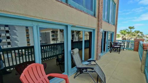 Two-Bedroom Apartment image 3