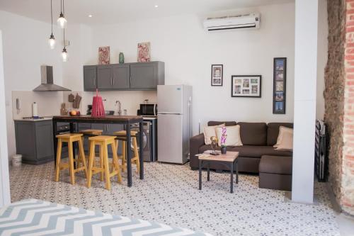 Central Apartment in Casco Viejo - View on Main Plaza, Panamá (foto 8)