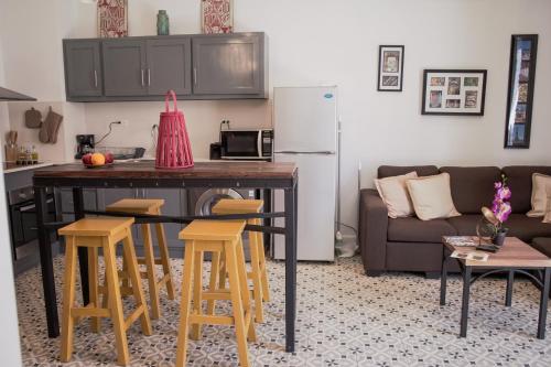 Central Apartment in Casco Viejo - View on Main Plaza, Panamá (foto 9)