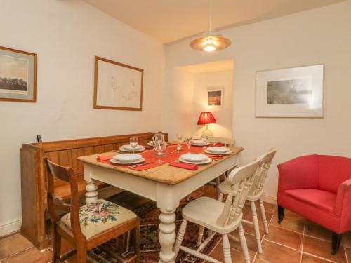 Shiers Farmhouse Skipton - image 11
