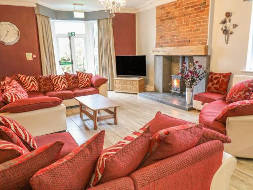 Ellie's Lodge Ulverston - image 13