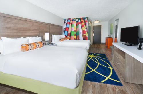 2 double beds
