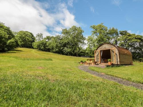 Dingle Den, Hereford