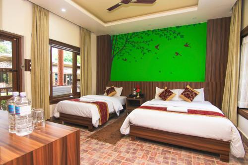 Jungle Safari Lodge in Chitwan