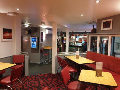 Étterem, Commercial Hotel in Alness