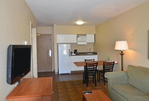 Extended Stay America Suites - Anchorage - Midtown