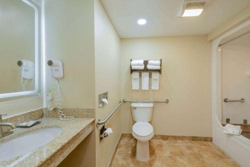 La Quinta Inn & Suites by Wyndham Columbus - Grove City – Grove City, OH