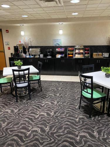 Wingate by Wyndham Little Rock - image 14