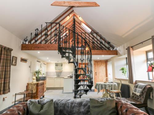 Stable Cottage - image 10