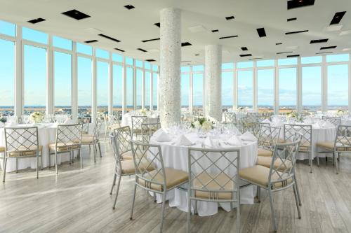 Restaurant, Allegria Hotel in Long Beach