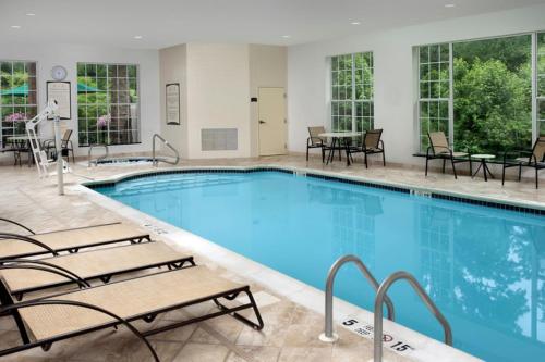 Staybridge Suites North Brunswick, an IHG Hotel in North Brunswick, USA