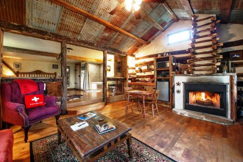 Barons CreekSide Resort