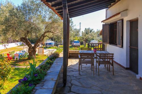  George`s House in Nikiti