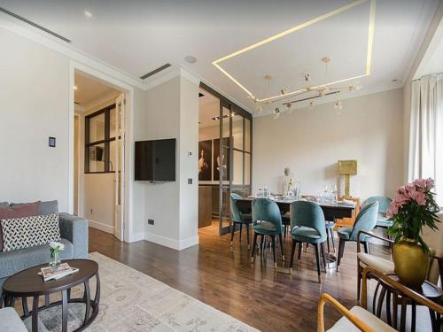 Karl Marx Allee Berlin Lux Apartment Germany Reviews Price From 177 Planet Of Hotels