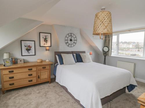 Pipit House - image 14