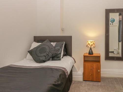 Cosy Coast Cottage - image 4