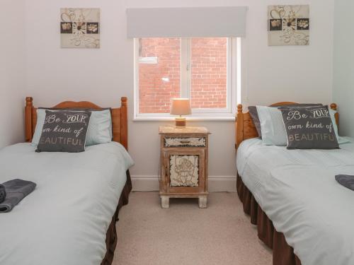 Cosy Coast Cottage - image 7