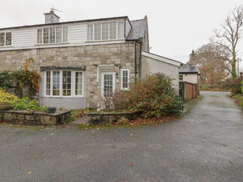 Corner Cottage