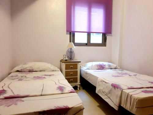 Los Locos Beach Apartments - image 5