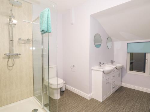 Lincoln House - image 5