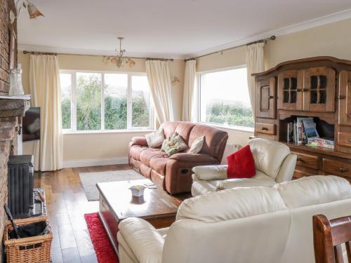 Clifftop Haven - image 4