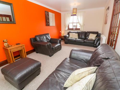 Mossley Cottage - image 6