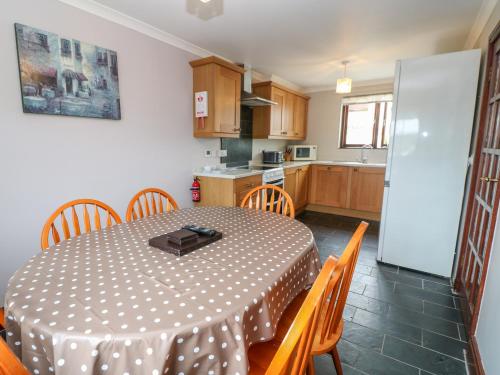 Mossley Cottage - main image