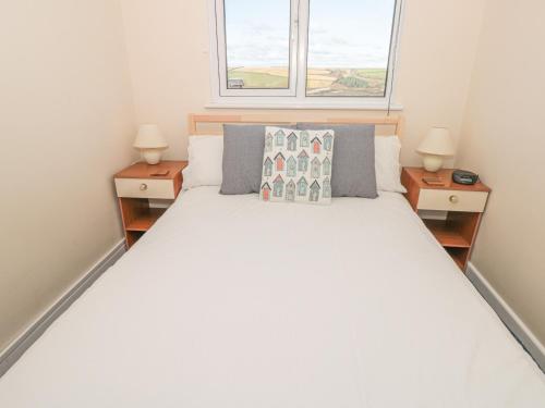 304 Norton Park - image 3