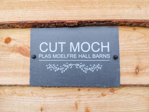 Cut Moch Plas Moelfre Hall Barns - image 12