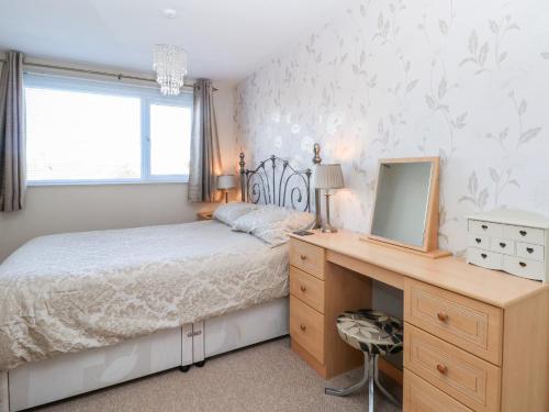 4 Bryn Seiri Road - image 6