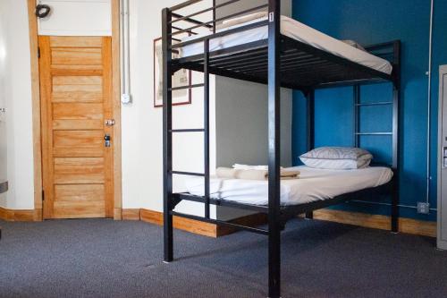 11th Avenue Hostel Room Type - Bed in 6-Bed SHARED Male Dormitory Room