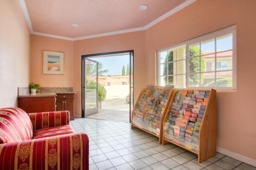 Passport Inn in Whittier, USA
